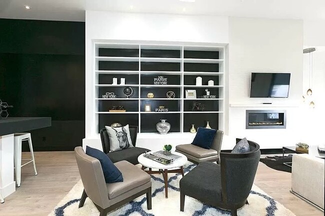 Photo - 2874 Harrison-A Unit A