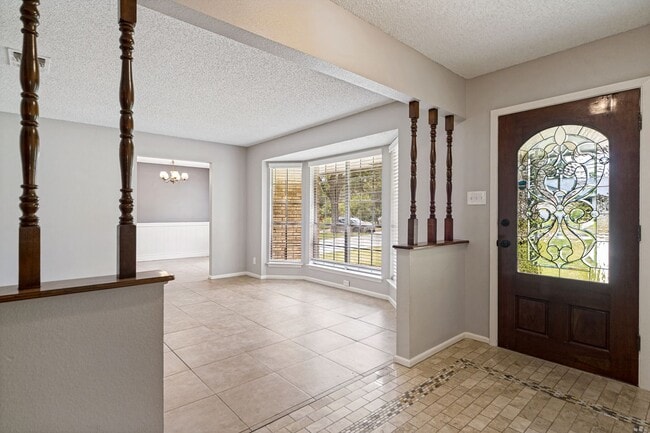 Photo - RENOVATED 3-BEDROOM HOME IN HOLLYWOOD PARK