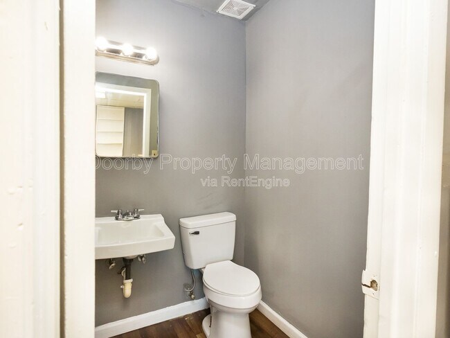 Photo - 1202 Duncan Ave Unit 1