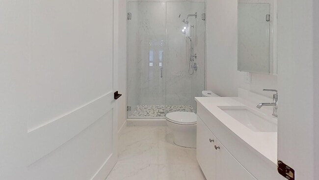 Photo - 22 Highgate St