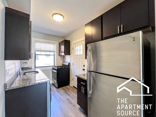 Building Photo - 1128 Maple Ave Unit A1 Rental