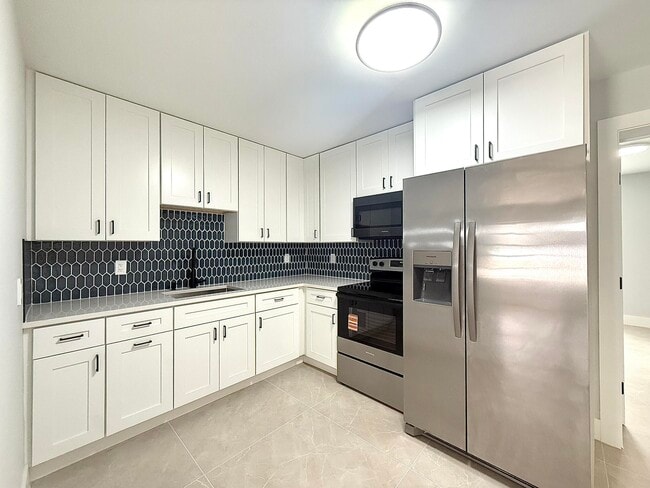 Building Photo - 2018 Whitney Rd