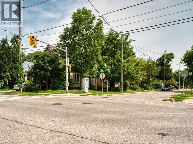 Photo - 510 Quebec St