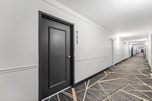 Building Photo - 3450 S Ocean Blvd Unit 111