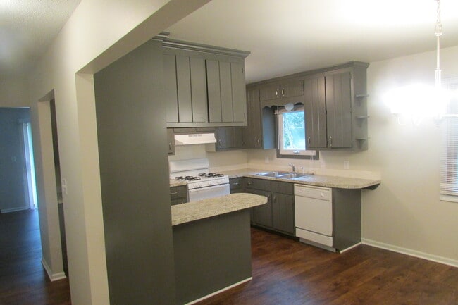 Photo - 7866 Cottonwood Dr