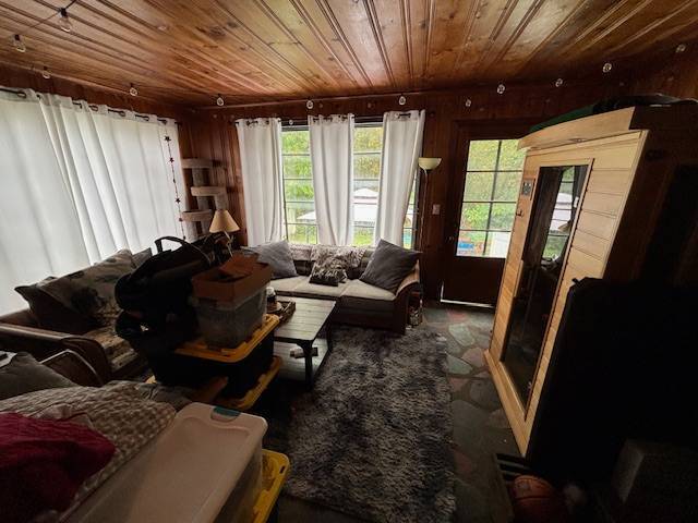 Photo - 122 Saratoga Ave