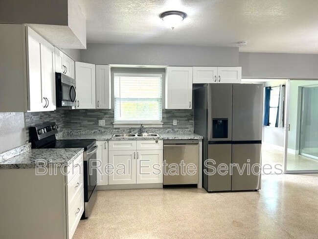 Photo - 1830 Lady Mary Dr