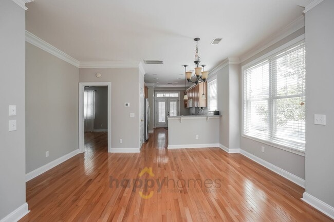 Photo - End-Unit Elegance on Daniel Island: 3 Bed, 3.5 Bath