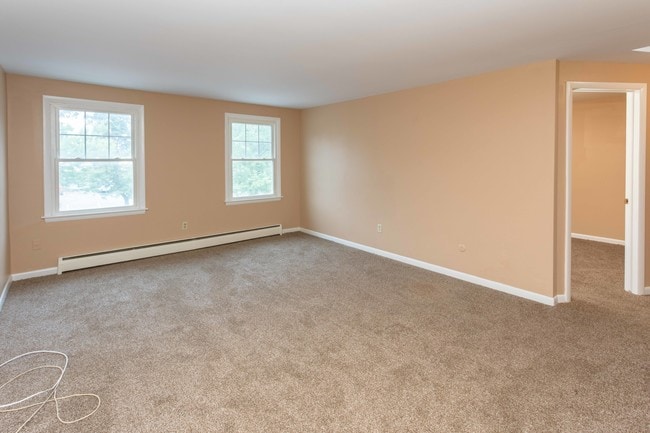 Photo - Lincoln Square Apartments