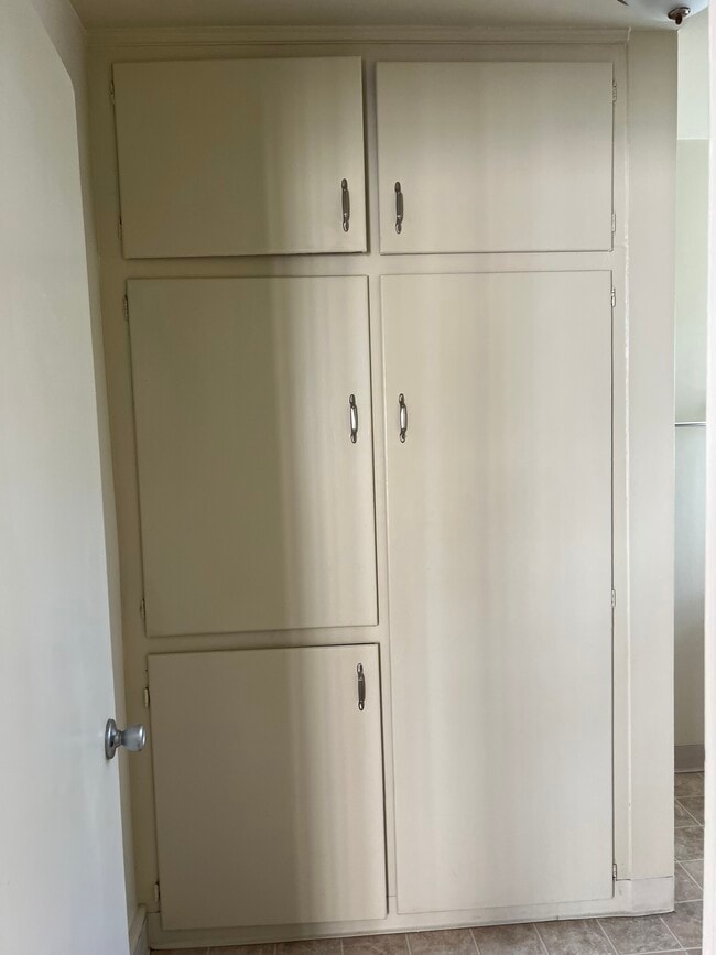 Photo - 11933 W Magnolia Blvd