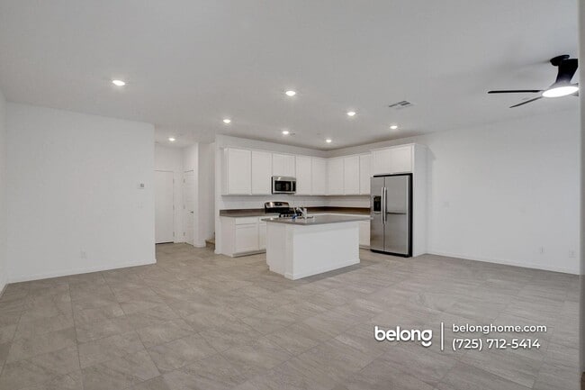 Photo - 1519 Layla Crossing Ave