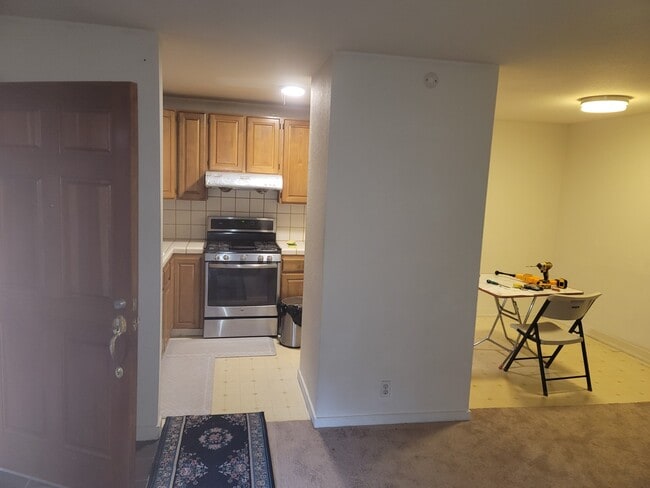 Building Photo - 73 Woodrow St Unit 73