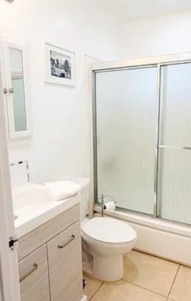 Photo - North Hollywood, 2br -2ba HOME