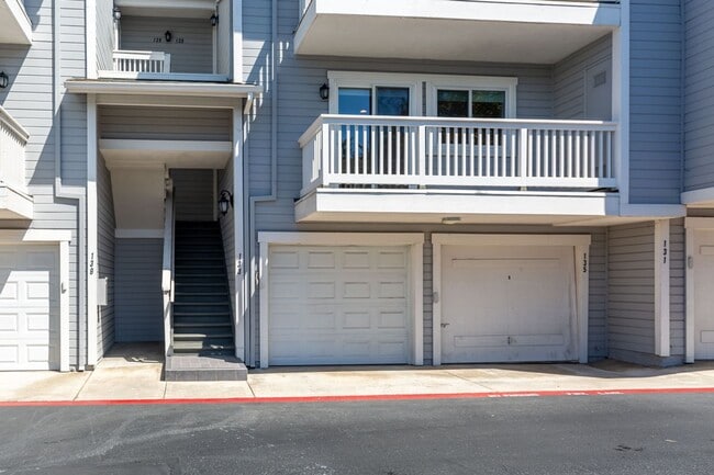 Photo - 2 Bed, 2 Bath Condo in Encinitas