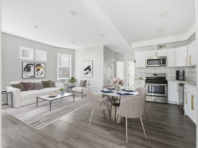 Photo - 23 Bayview Ave Unit 1