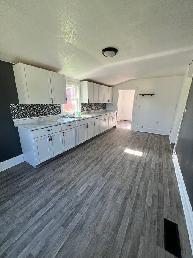 Photo - 1403 Washington Ave