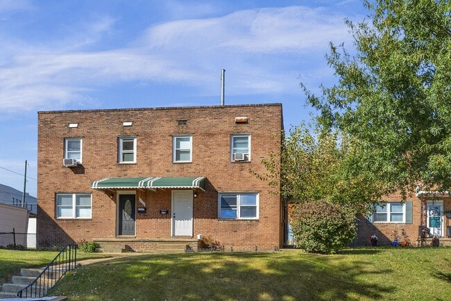 Building Photo - 1722 Yakona Rd Unit 1722 Yakona Road  A