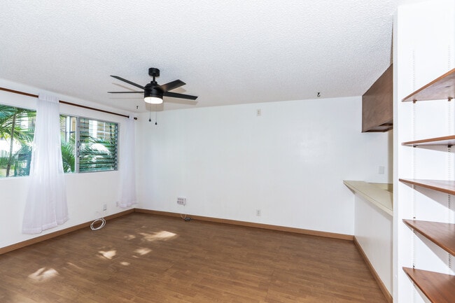 Photo - 350 Aoloa St