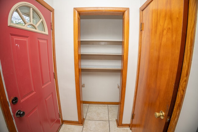 Photo - 1706 Stadium Blvd