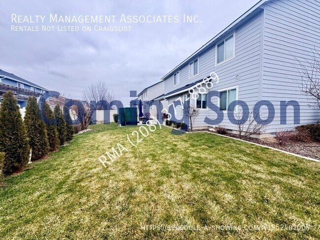 Photo - 6059 N Silver Spruce Ave