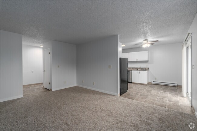 1 habitación, 1 baño - 750 pies cuadrados - Sala de estar - The Reef Apartments