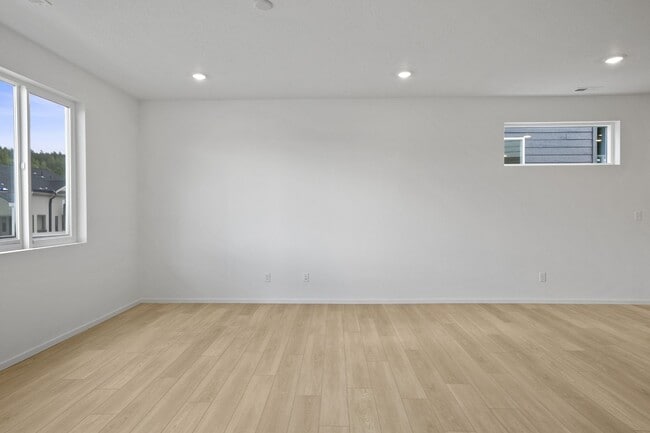 Photo - 2025 Built 3 Bedroom 2.5 Bath Liberty Lake home like new