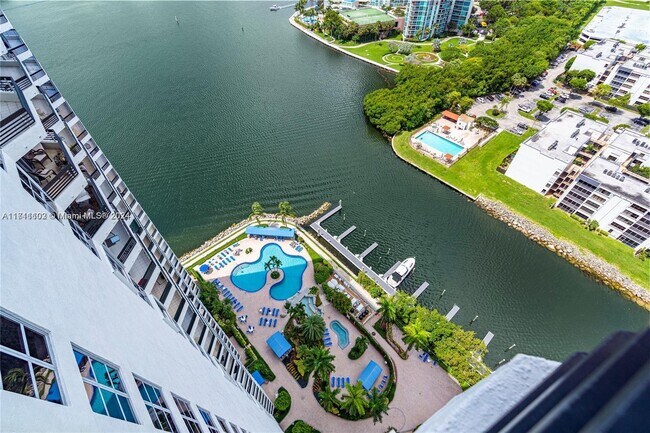 Photo - 3530 Mystic Pointe Dr