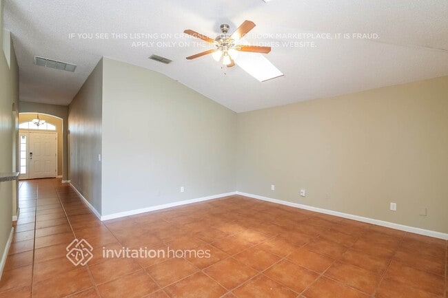 1919 Hunters Trace Cir