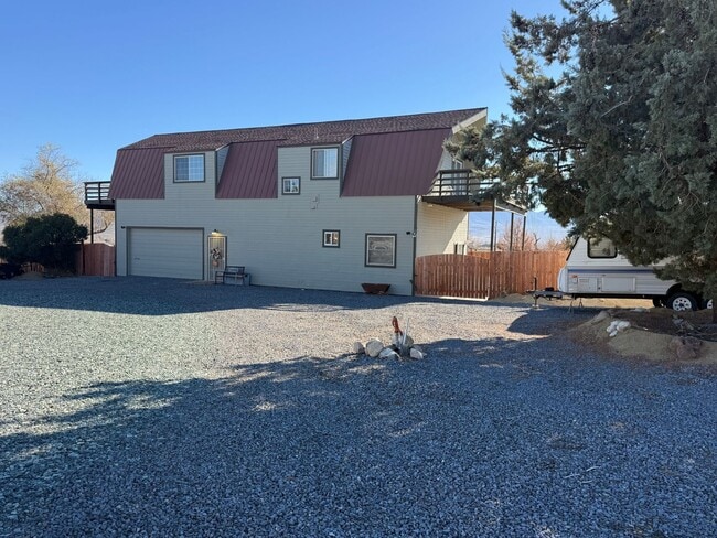 Building Photo - Dual Family Living - Horse Property - In Law Quarters