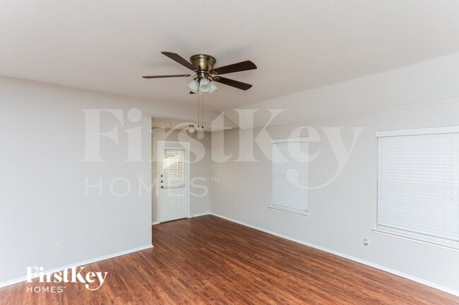 Photo - 1221 Koto Wood Dr