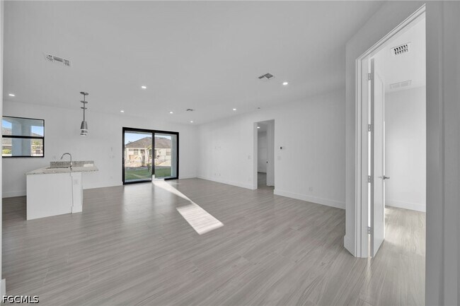 Photo - 1908 NW 24th Ave