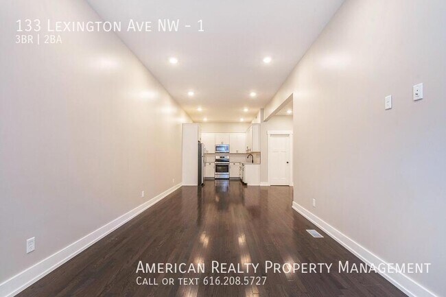 Photo - 133 Lexington Ave NW Unidad 1