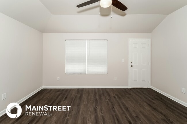 Photo - 145 Jonathan Dr