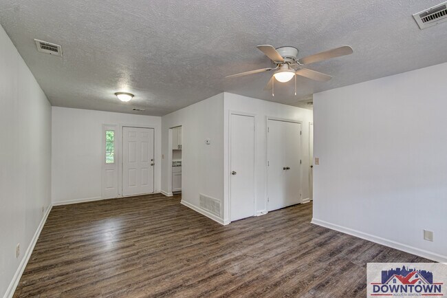 Photo - 216 Patton Dr