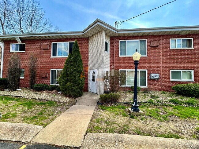 Photo - 111 Harrington Ave Unidad Apt 1