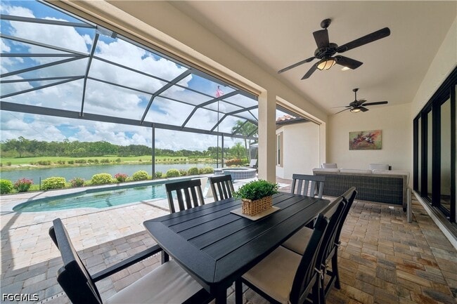 8888 Savona Ct