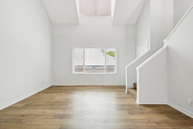 Photo - 129 S Olive St