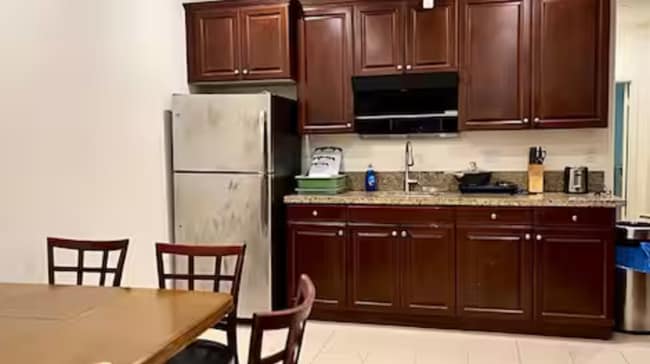 Photo - 3005 E Hopkins St