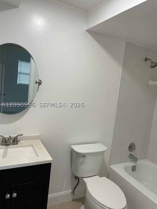 8325 Sunrise Lakes Blvd Unit 104