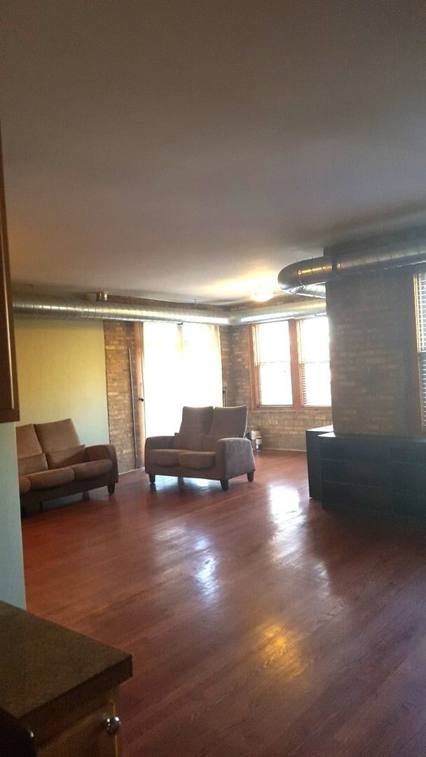 Photo - 1657 W Pratt Blvd Unidad 2B