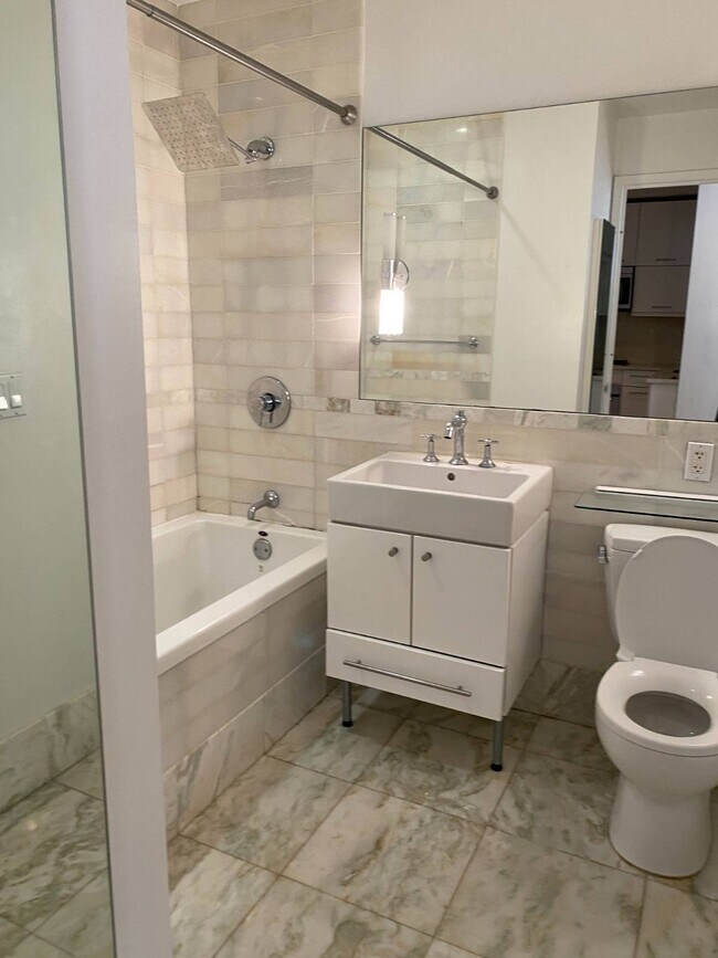 Photo - 635 W 42nd St Unit 22H