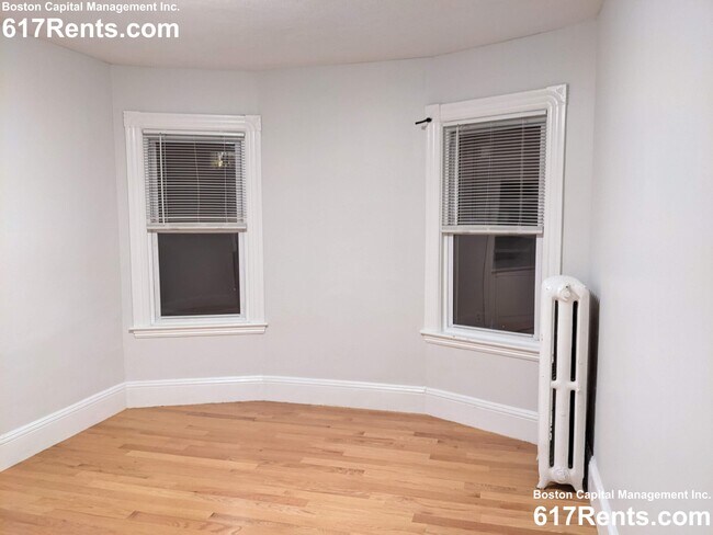 Photo - 25 Moreland St Unit 2