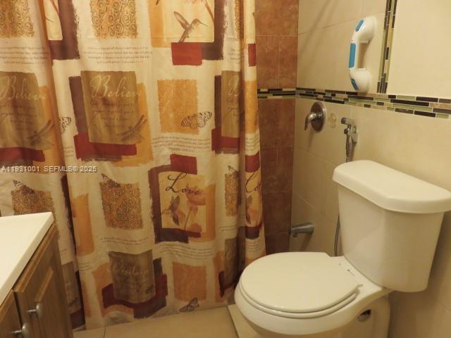 Photo - 2820 SW 16th Ter Unit EFF