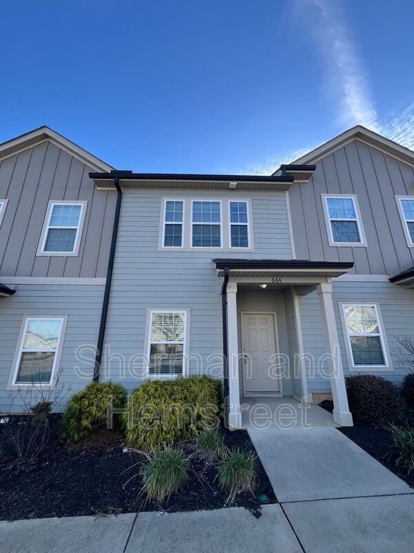 Building Photo - 664 Dobhill Ln Unit 664