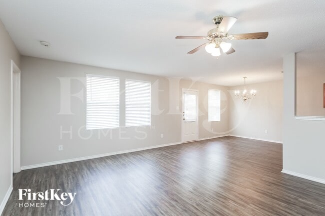 Photo - 3716 Mariner St