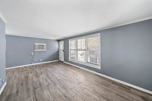 Photo - 2404 Yoakum Blvd Unit 1