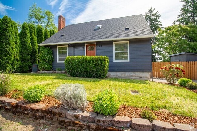 Building Photo - 4313 NE Valley View Ln Rental