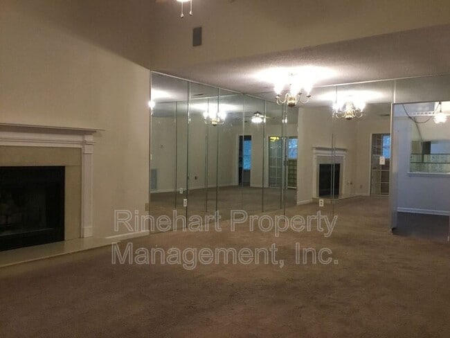 Photo - 1573 Hunt Club Ct