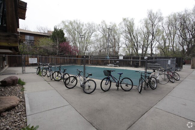 Photo - 2340 South St