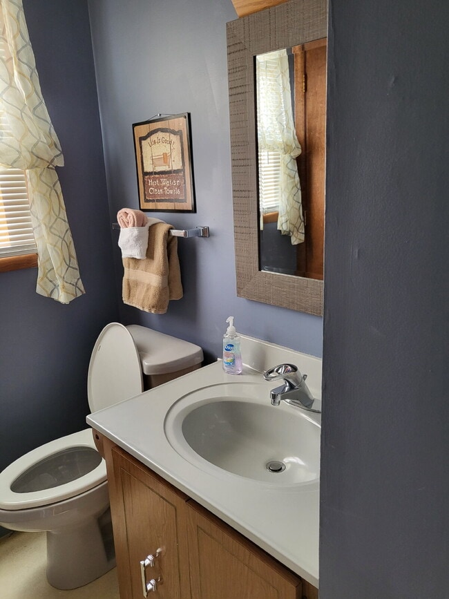 Photo - Fully Furnished Pearl Street Retreat in th...